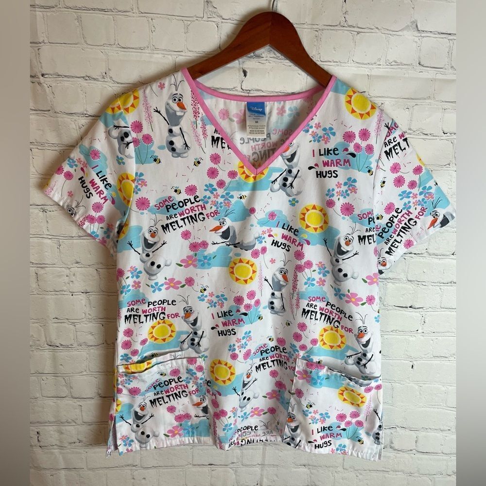 Disney Womens Olaf Frozen Print Short Sleeve Medium